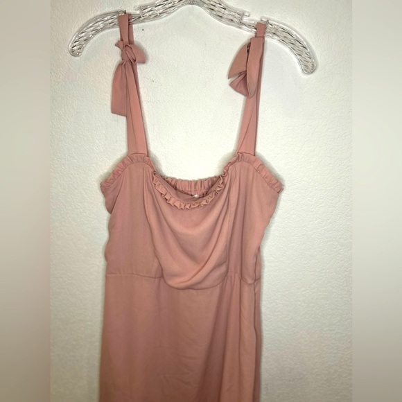 Socialite Dress Size Medium - Picture 3 of 5